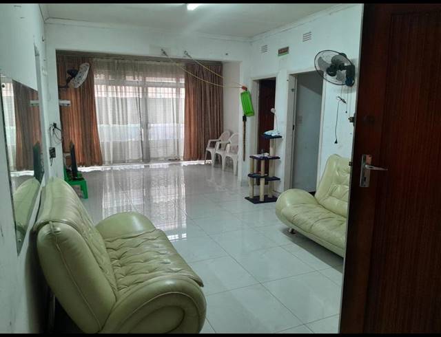 2 BEDROOM HOUSE FOR SALE IN BEZUIDENHOUT VALLEY